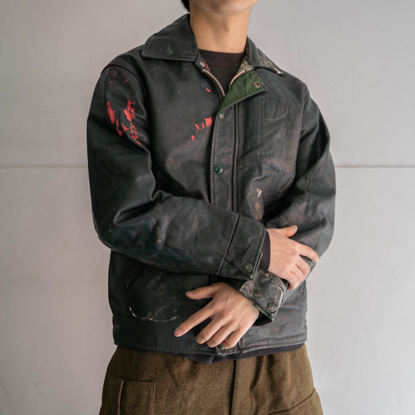 around 1970s Canada gray green leather short jacket -good paint-