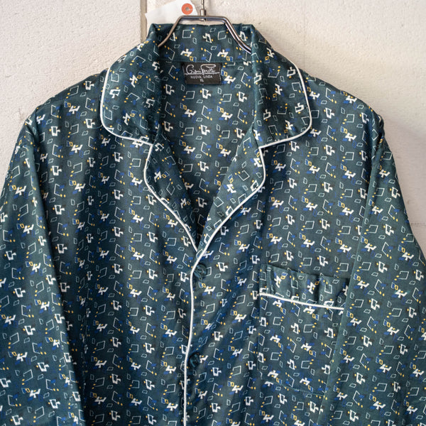 around 1990s Europe all over pattern pajama shirt