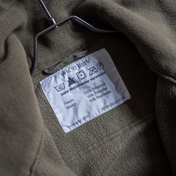 2000s Europe khaki fleece jacket -military sampling-