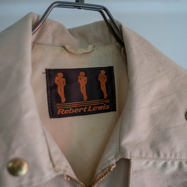 1970-80s light beige swing top with chin strap