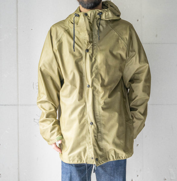 around 1980s khaki color GORE-TEX mountain parka