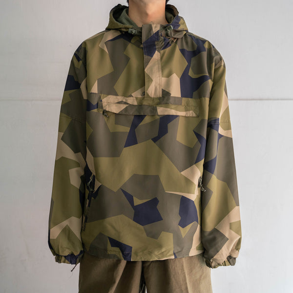 2000s Europe anorak smock -swedish military sampling-