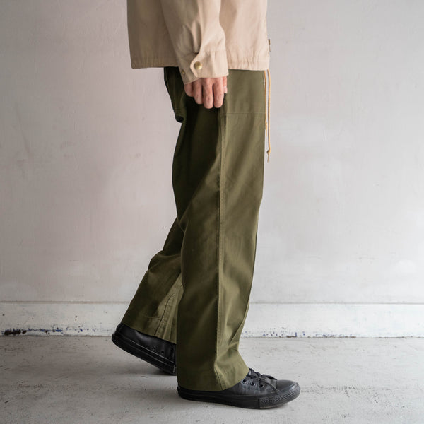 1990-00s British military green baker pants