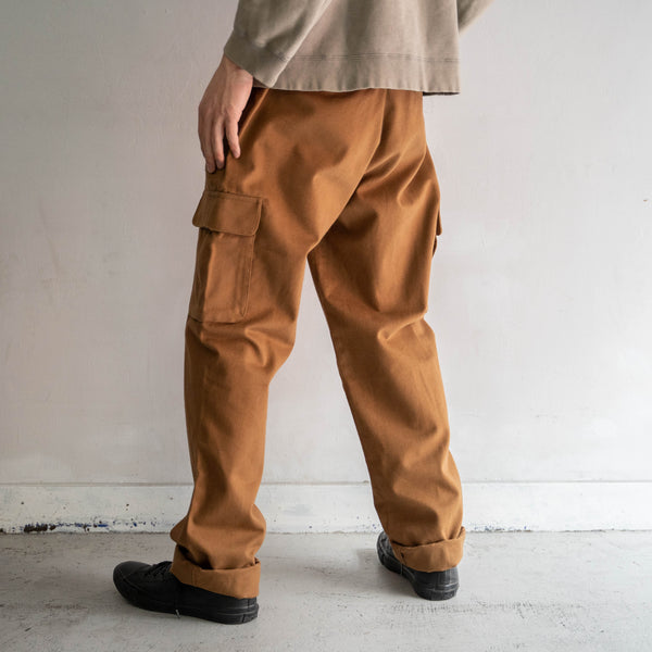 2000s Italy brown cotton 100 cargo pants 'dead stock'