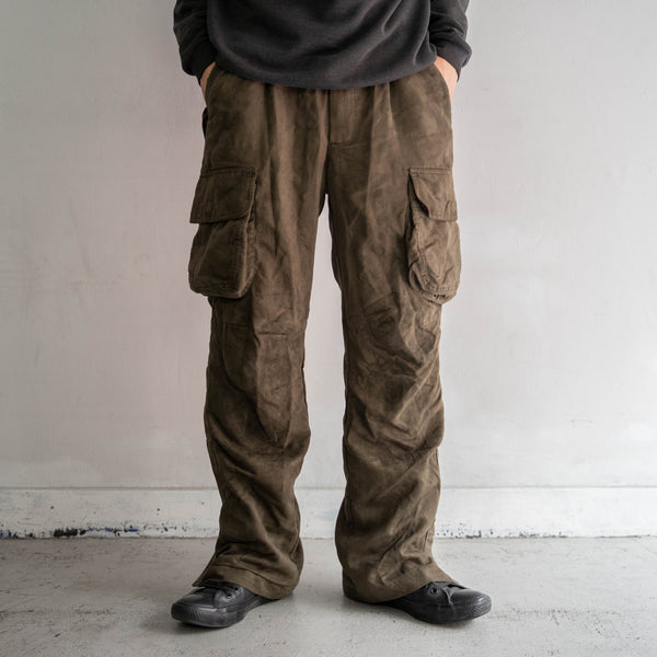 2000s modern cargo pants -goretex-