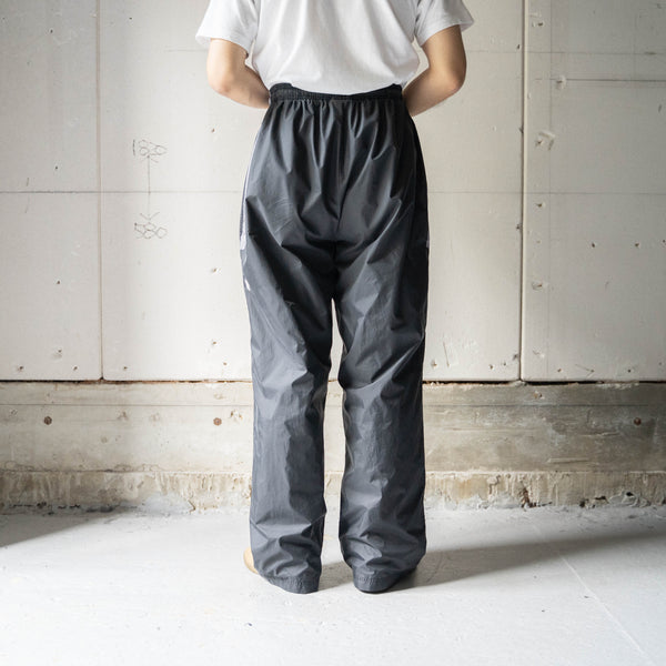 1990s 'Reebok' black color design nylon pants