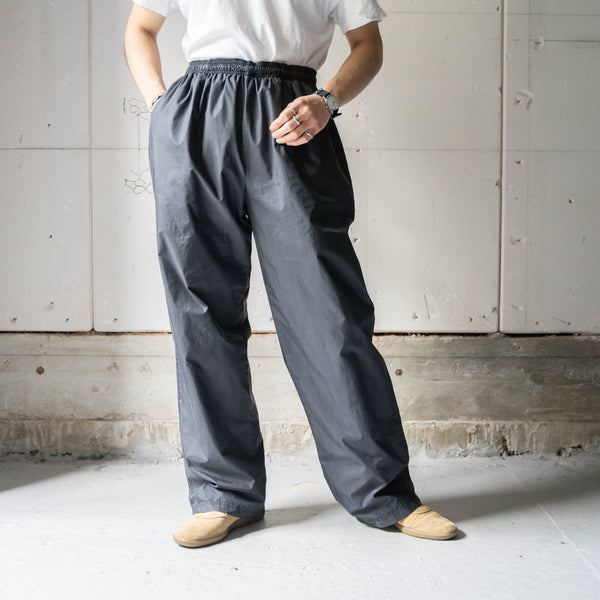 1990s 'Reebok' black color design nylon pants