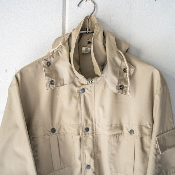 around 1980s Germany beige color 4 pockets jacket -removable hood-