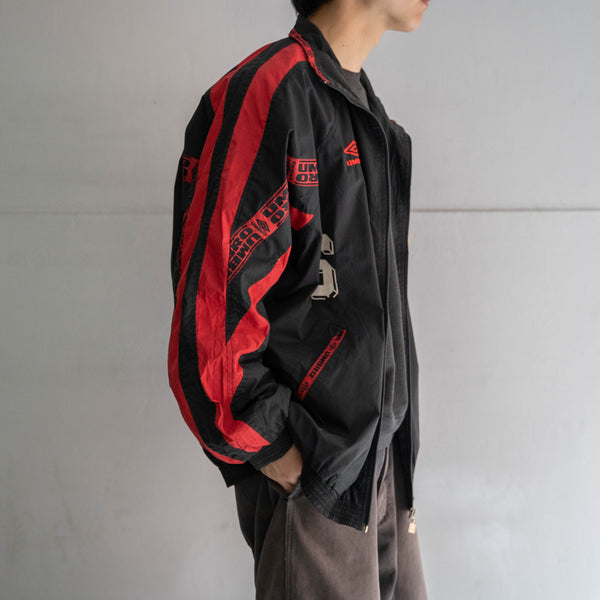 1990s UMBRO black × red sport jacket -good pattern-