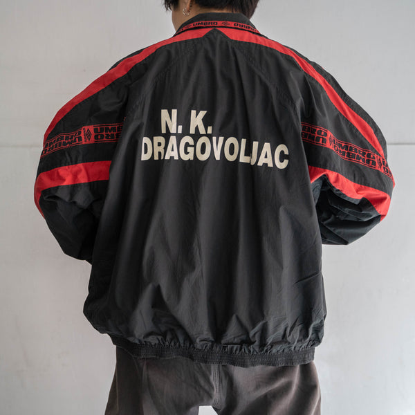 1990s UMBRO black × red sport jacket -good pattern-