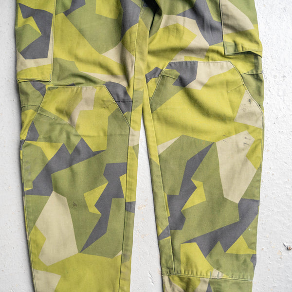 Swedish military M90 scadinavian camo cargo pants