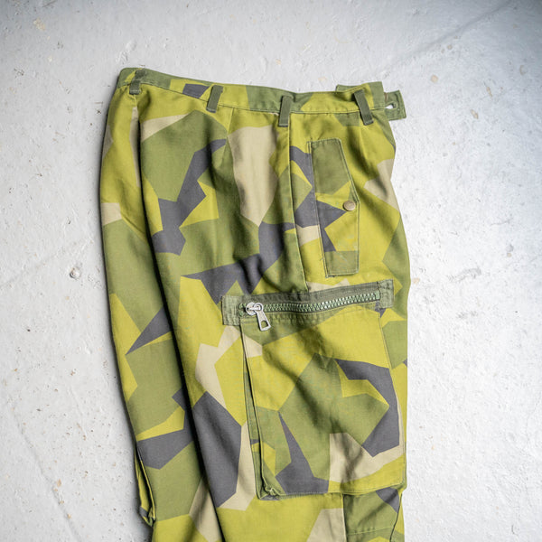 Swedish military M90 scadinavian camo cargo pants