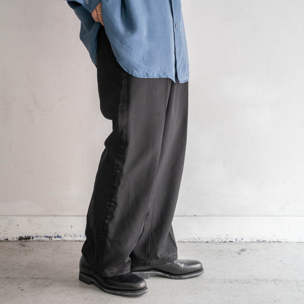 1990s Italian military black color side line dress pants -light weight-