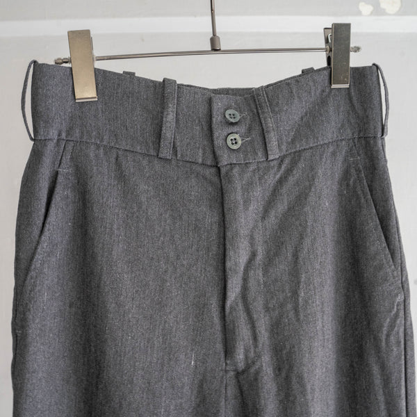 around 1980s British military cotton × poly bell-bottom dress pants -black dyed- 'dead stock'