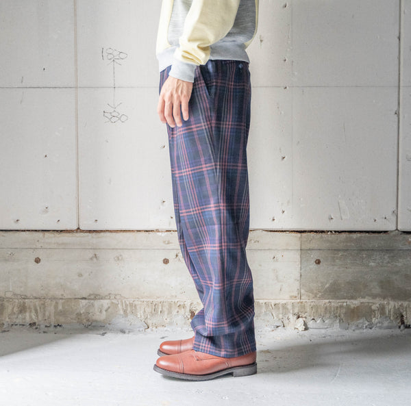 around 1980s Japan vintage navy based poly × wool checked pattern slacks