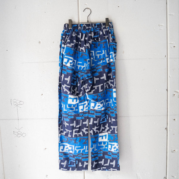 around 2000s blue based batik pattern easy pants