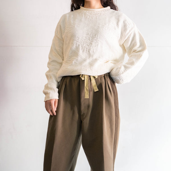 around 1990s white color roll neck cotton knit -lace pattern-