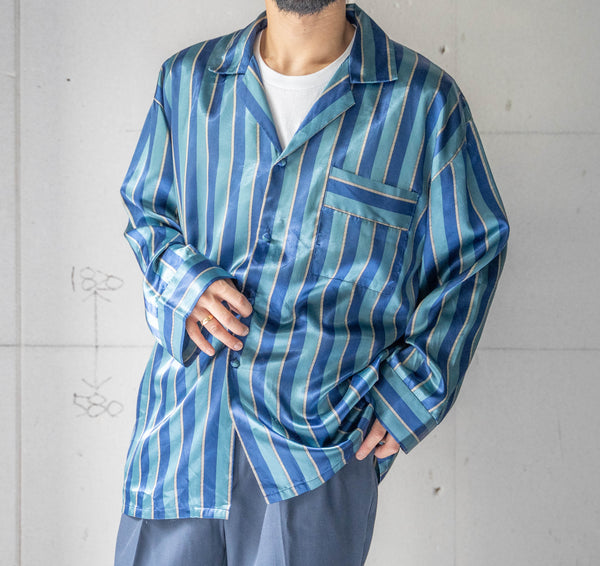 around 1990s Europe blue based stripe pajama shirt