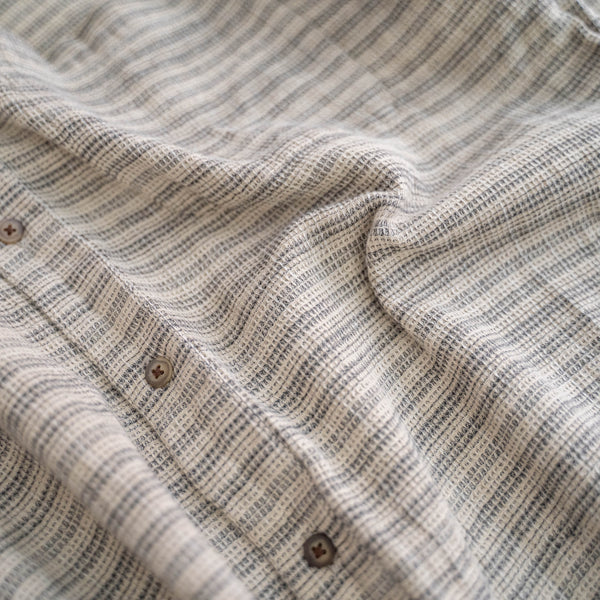 1990s ivory × black border no collar shirt