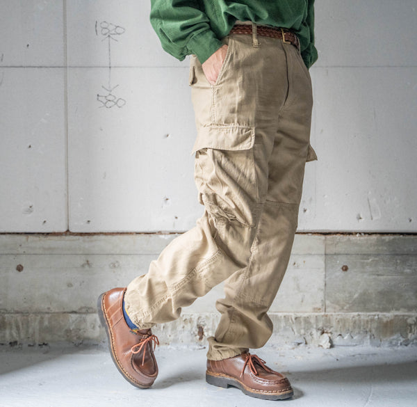 1980-90s Norway military beige color cargo pants -with side adjuster-　