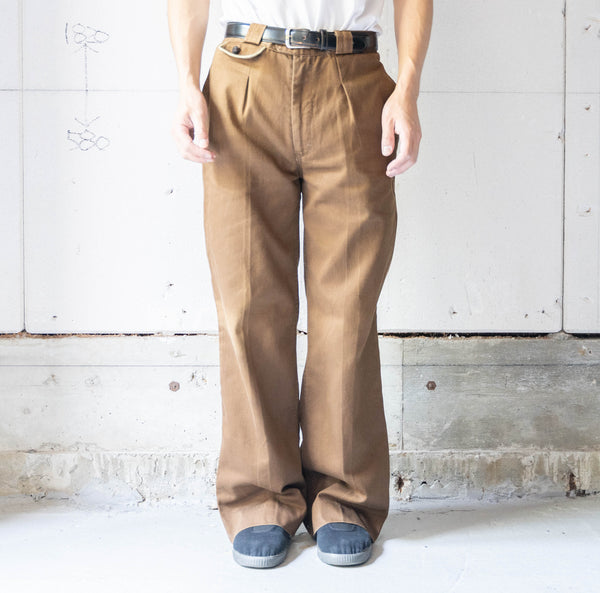 around 1980s brown color flare chino pants -good fade-　