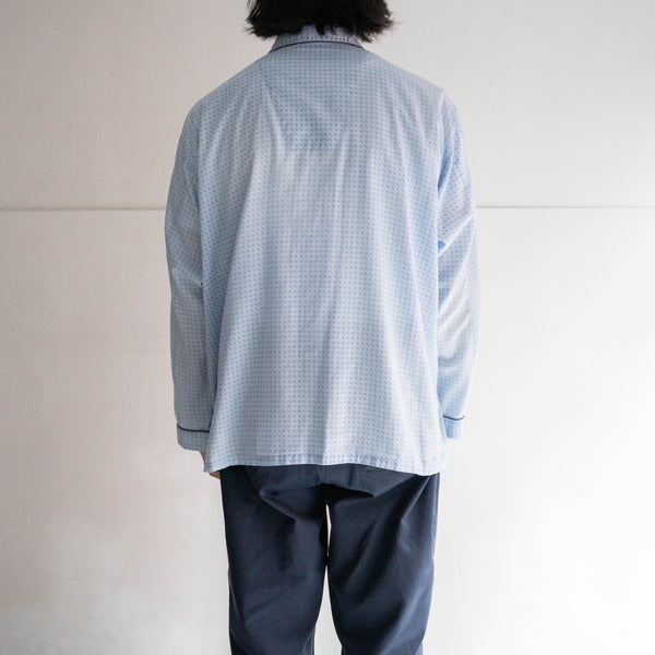 around 1980s Europe sky blue polka dot pajama shirt