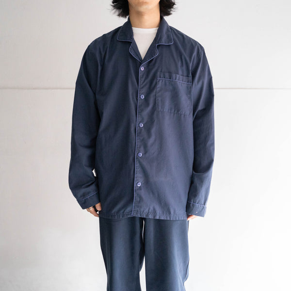 around 1980s Europe navy color basic pajama shirt