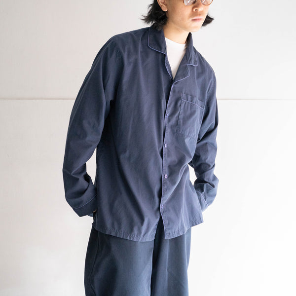 around 1980s Europe navy color basic pajama shirt