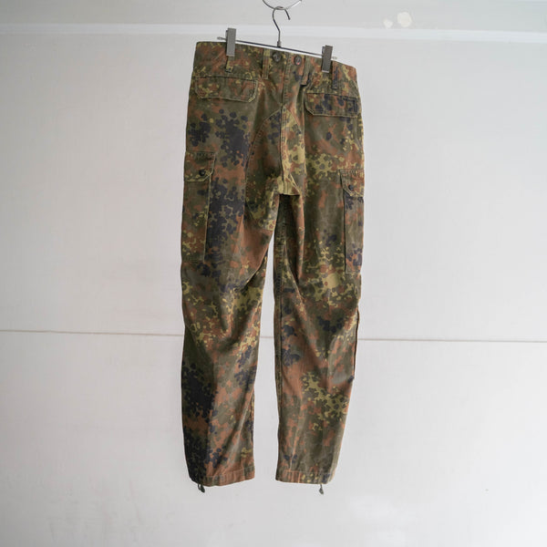 1990s German military camouflage cargo pants -strange type-