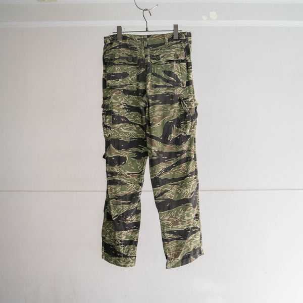 1980-90s tiger stripe camo cargo pants