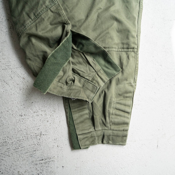 1980s Belgium military cargo pants with magazine pocket
