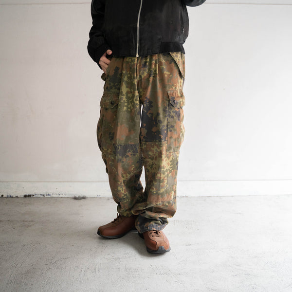1990s German military camouflage cargo pants -strange type-
