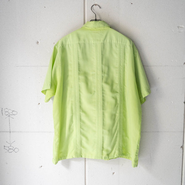 1980-90s light green cuba shirt -zip up type- 'guayabera'