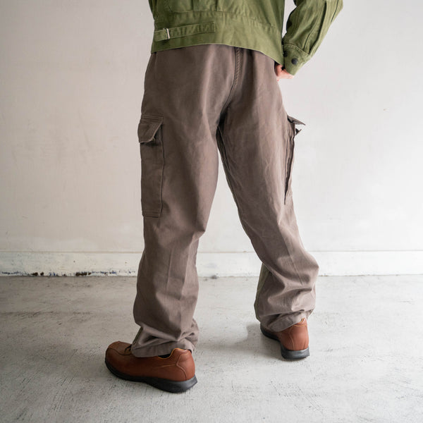 2000s Germany cargo pants -good accent-