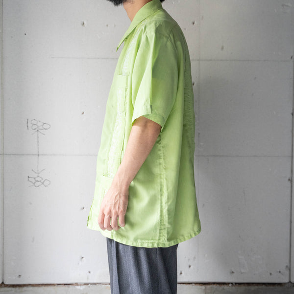 1980-90s light green cuba shirt -zip up type- 'guayabera'