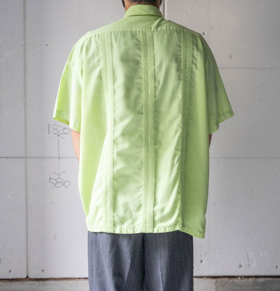 1980-90s light green cuba shirt -zip up type- 'guayabera'