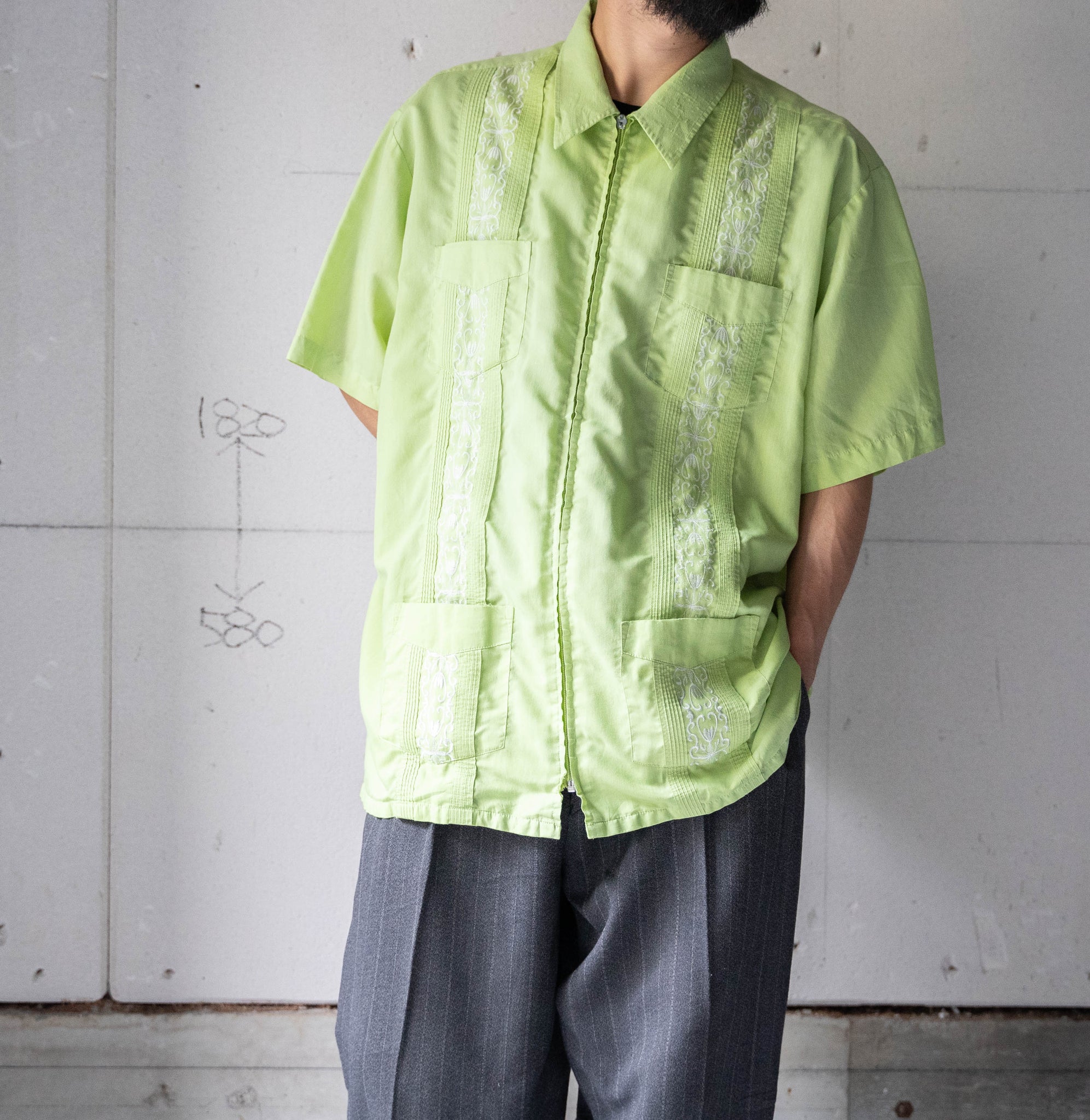 1980-90s light green cuba shirt -zip up type- 'guayabera'