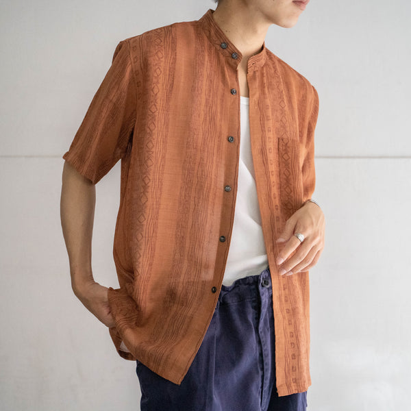 1980-90s Japan vintage brown ethnic-like no collar shirt