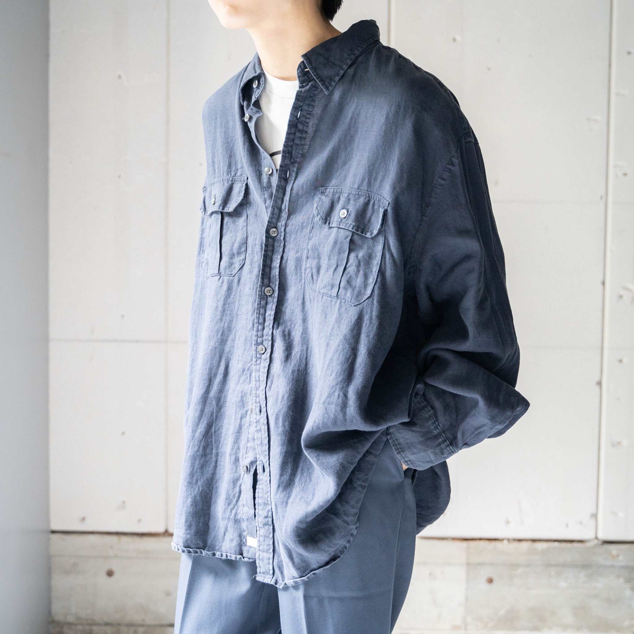 1990-00s dark navy color 2pocket linen shirt