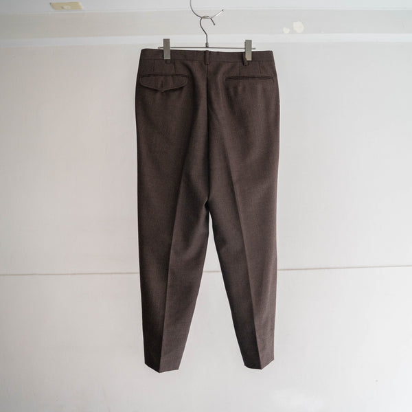 2000s Japan vintage brown based 2 tuck slacks