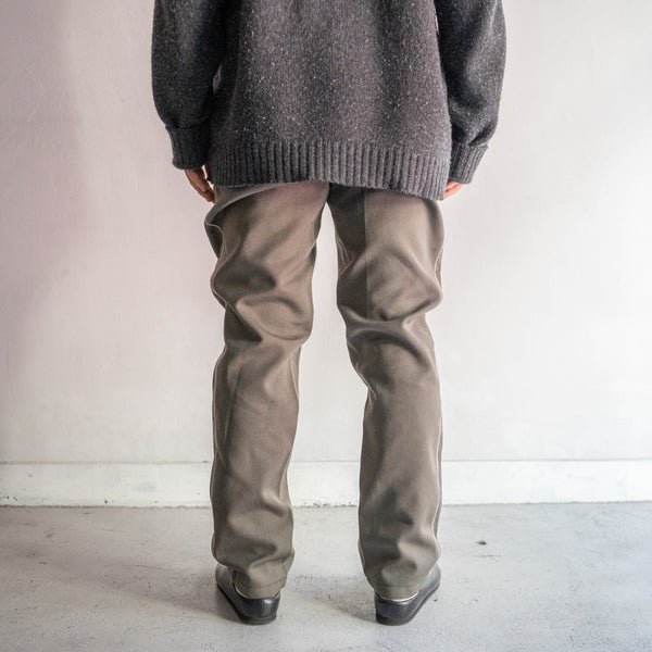 around 1980s East german military greige color side line trousers