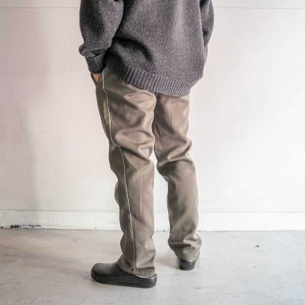 around 1980s East german military greige color side line trousers