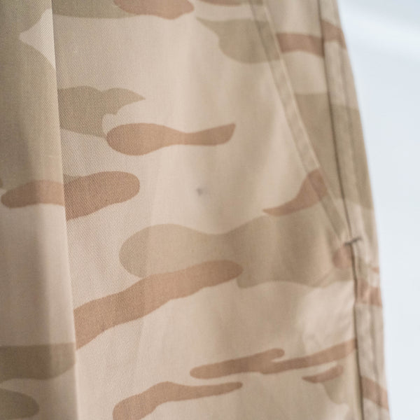 around 2000s belgium military desert camo short pants 'dead stock'