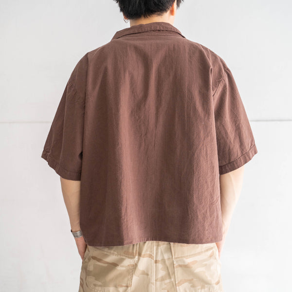 1990s brown color ethnic design short sleeve shirt -super short length remake-