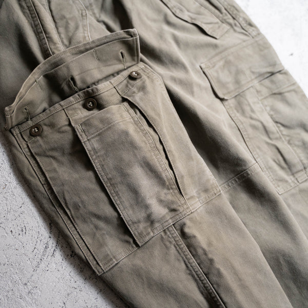 1960-90s German military cargo pants with flap pocket -2
