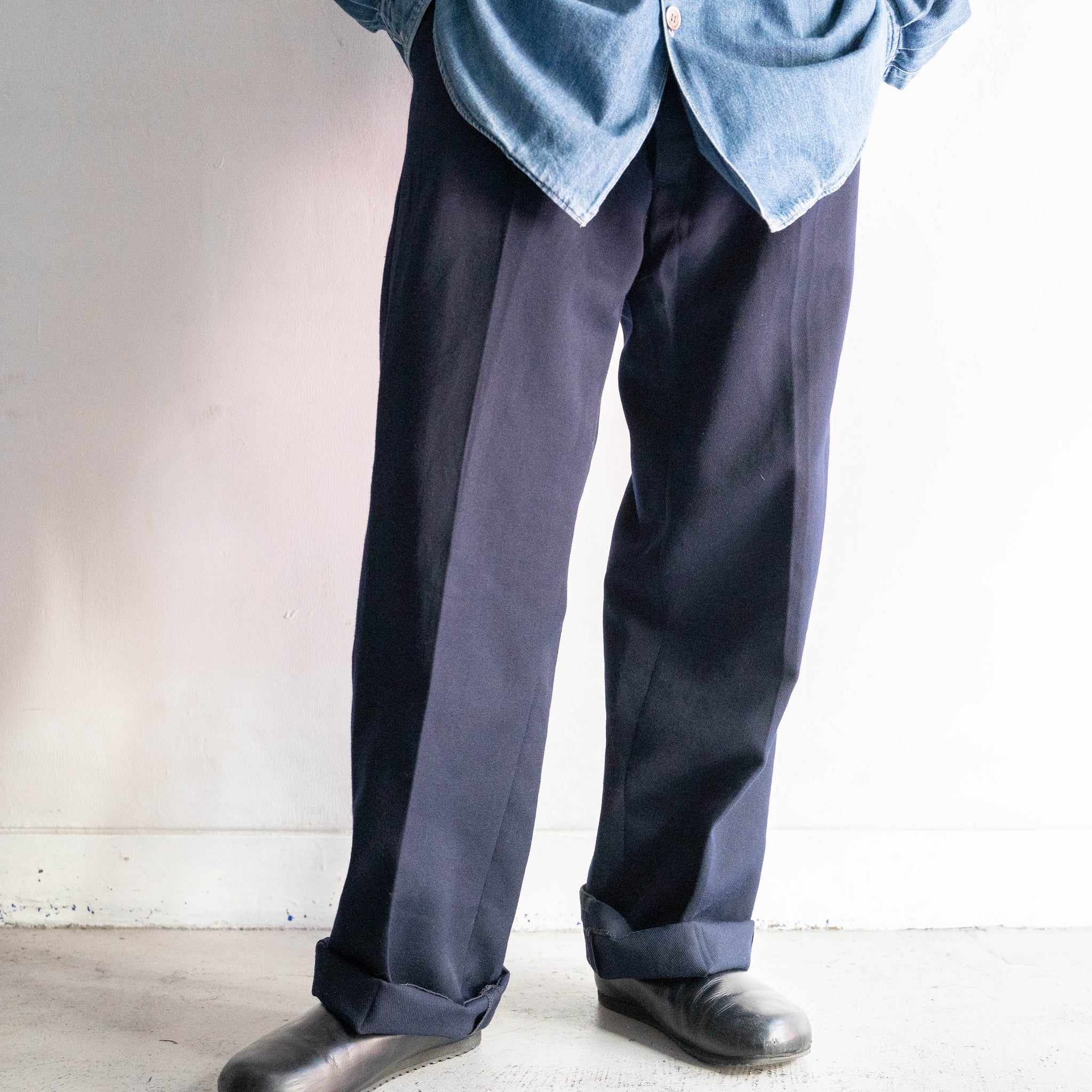 around 1980s Germany navy color one tuck wool pants