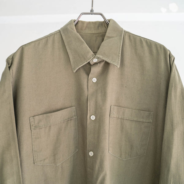 1970-80s olive green color military? two pocket grandpa shirt