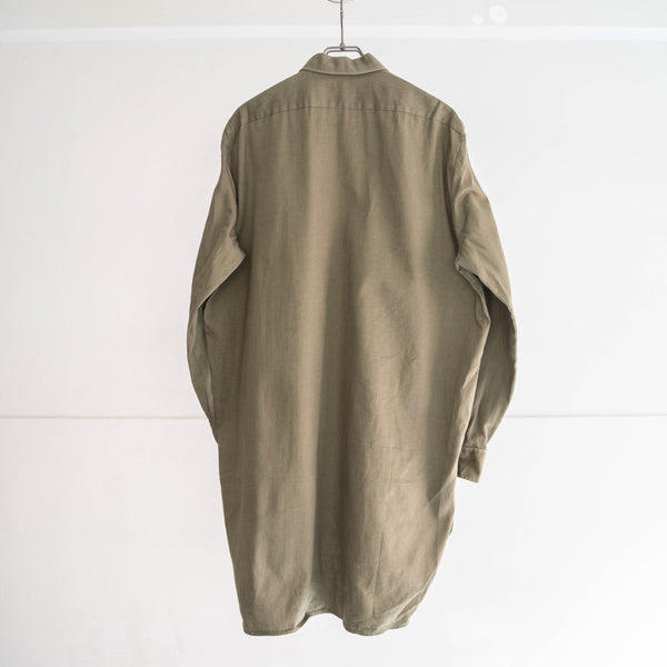 1970-80s olive green color military? two pocket grandpa shirt