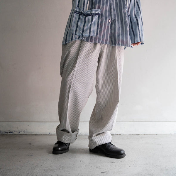 1990s UK white stripe seersucker pants 'dead stock'