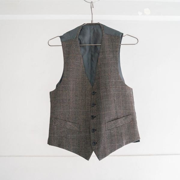 around 1980s Japan vintage black based check pattern vest